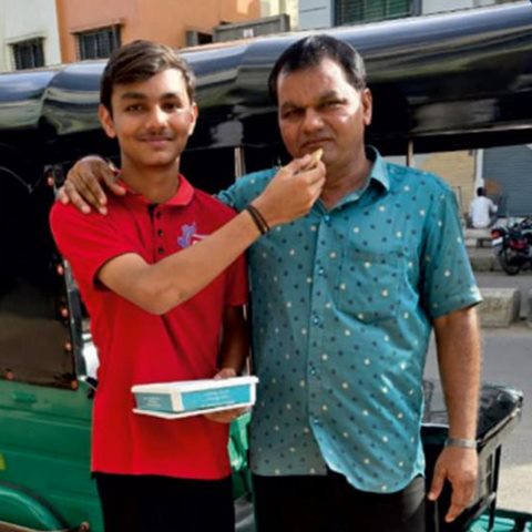 Patel Jeel તેના પિતા સાથે